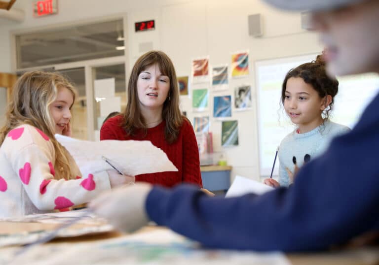 Ash Kopperl '20 with students in the Coolidge Art Studio